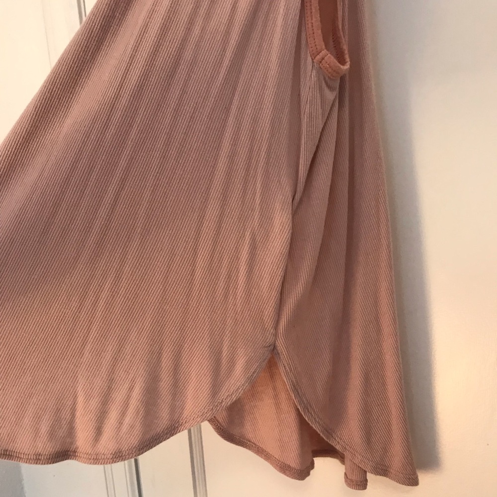 UO Ribbed Tank - Picture 3 of 5